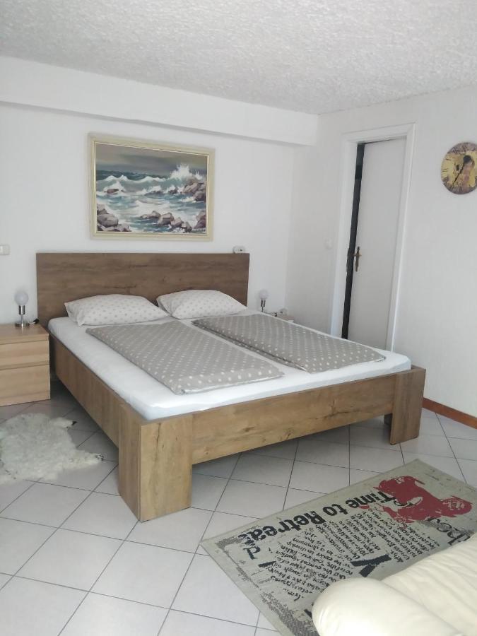 Apartments Irena كْرانْيِسكا غورا المظهر الخارجي الصورة