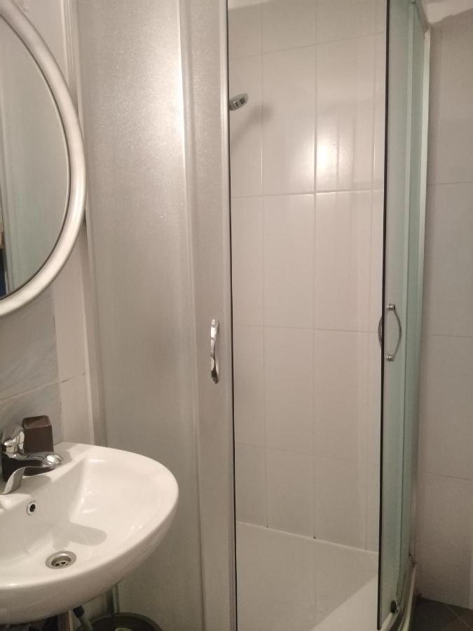 Apartments Irena كْرانْيِسكا غورا المظهر الخارجي الصورة